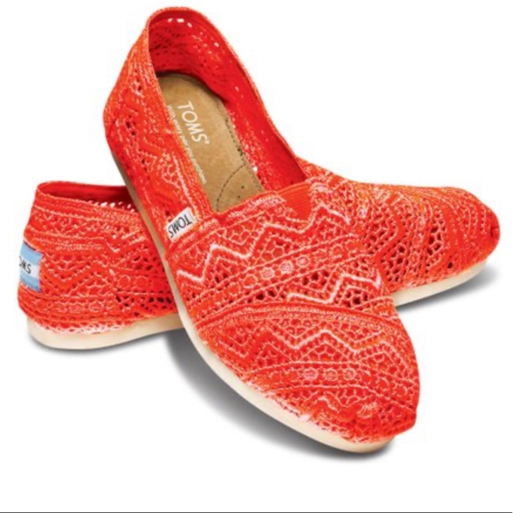 Toms Shoes